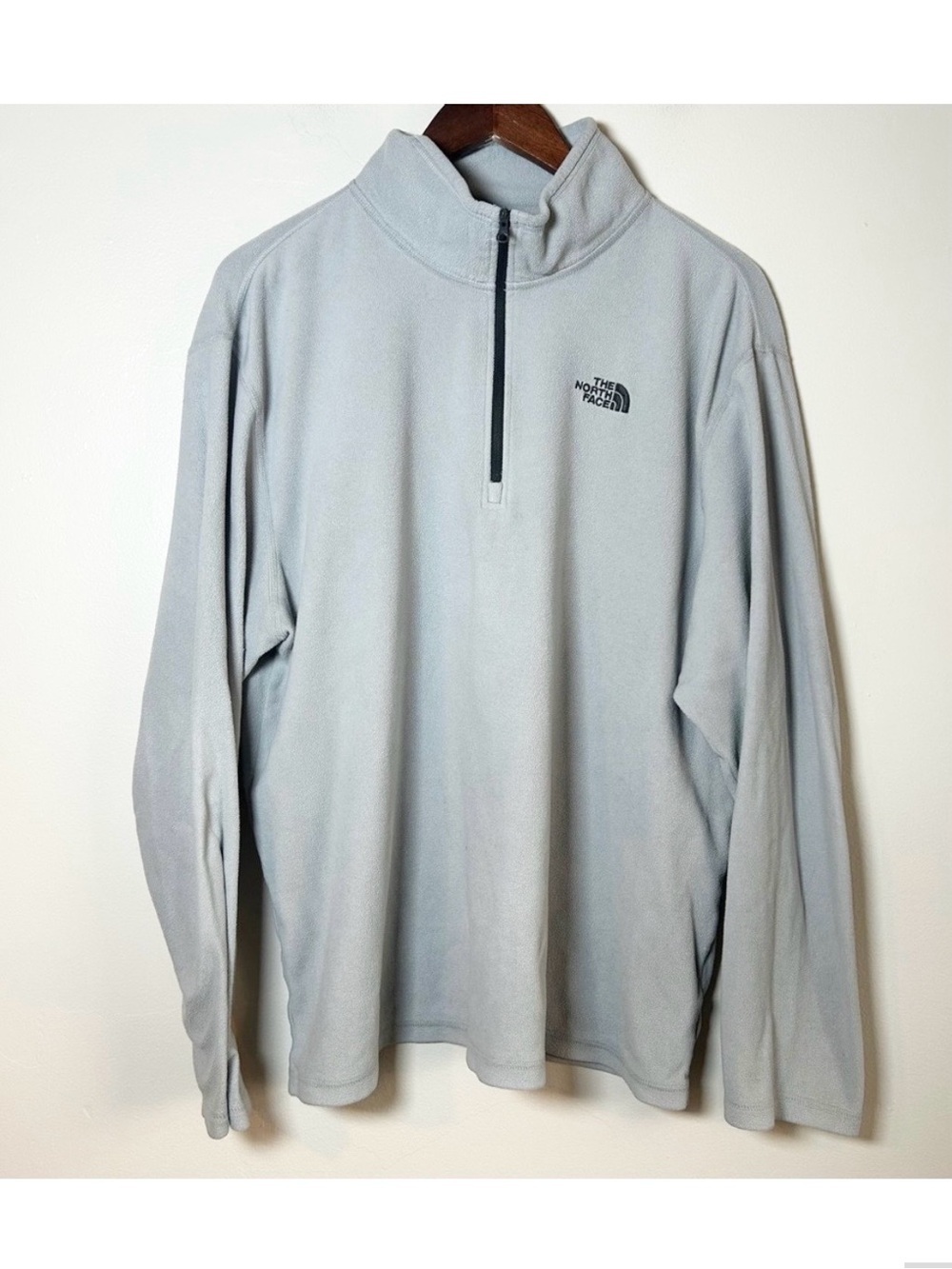 THE NORTH FACE Fleece 1/4 Zip Pullover, Light Gray
